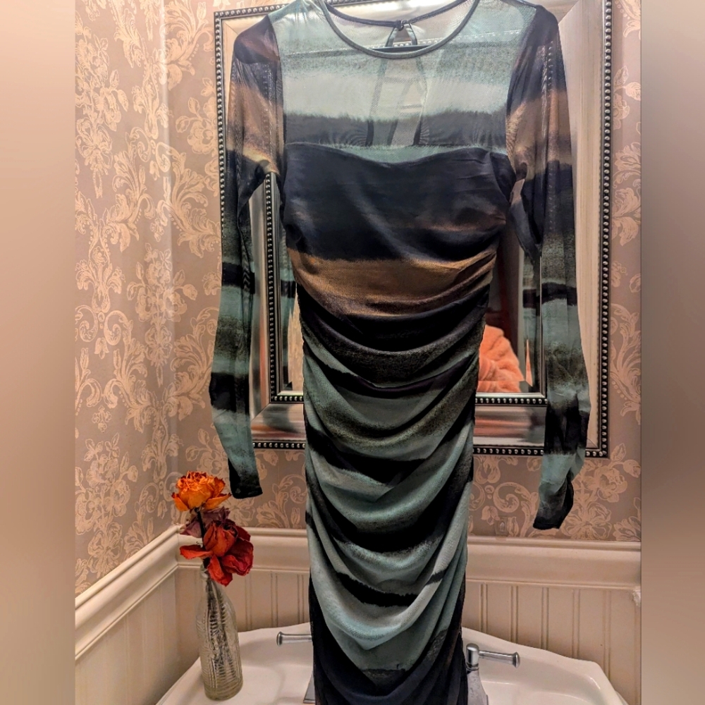 Silver Black Ruched Bodycon Dress with Bishop Sleeves